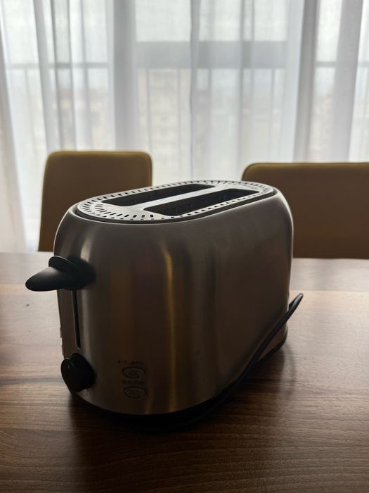 Сив тостер за хляб