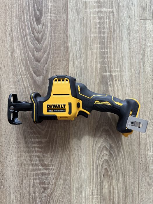 DeWALT Fierastrau sabie DCS 369, nou, fara acumulator