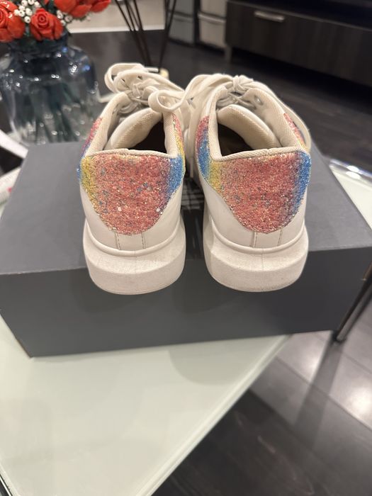 Бели кецове с брокат 39 номер