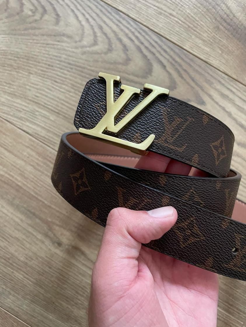 Curele Louis Vuitton 2 modele pret redus, termen limitat