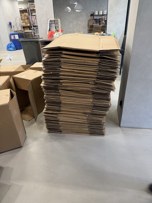 Картон отдам бесплатно