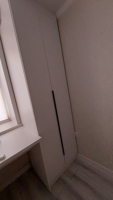 Шкаф новый белый