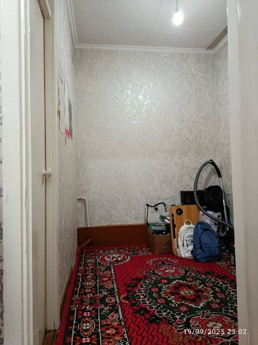 МЕТРО ЧИЛОНЗОР, 2/2/4,  50м², Чилонзор 16 квартал, Квартира Сотилади