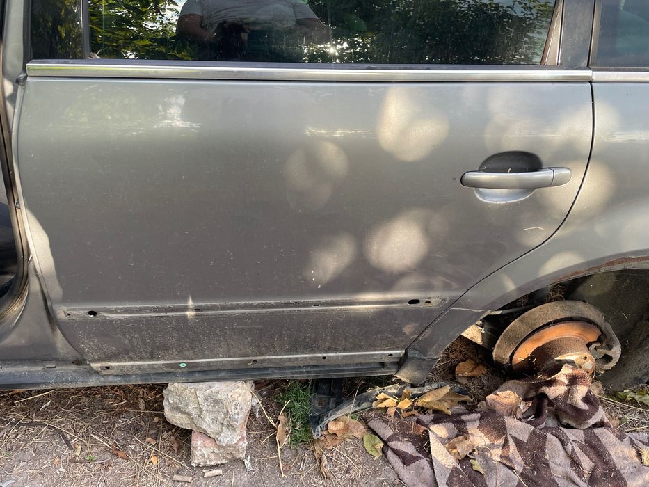 VW Passat B5.5 на части