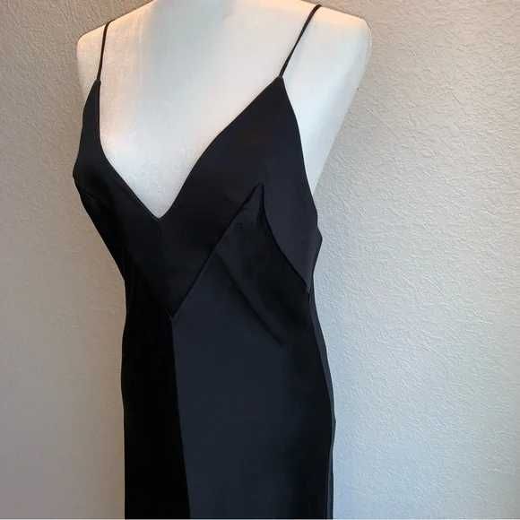 Zara rochie lunga eleganta decolteu adanc ocazie speciala negru