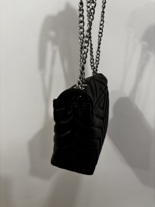 Дамска чанта в черно!