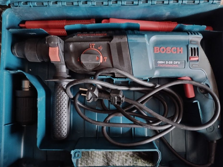 Bormașină cu percuție BOSCH GBH 2-28 DFV