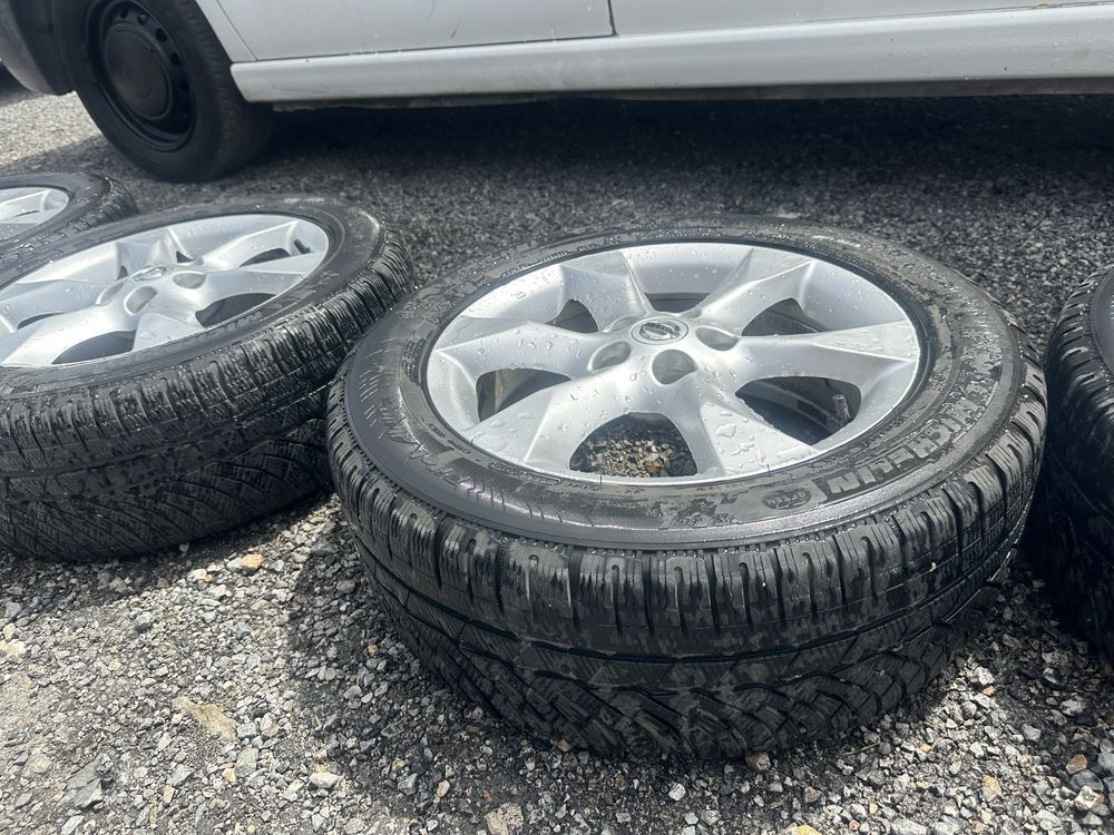 Оригинални джанти със зимни гуми Michelin