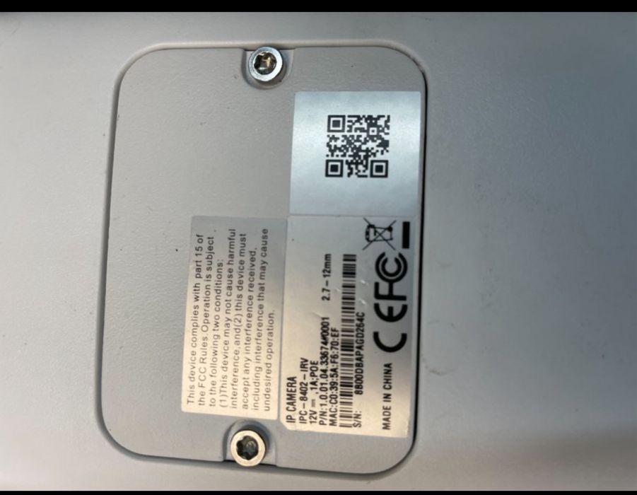 Sitem NVR cu 4 camere