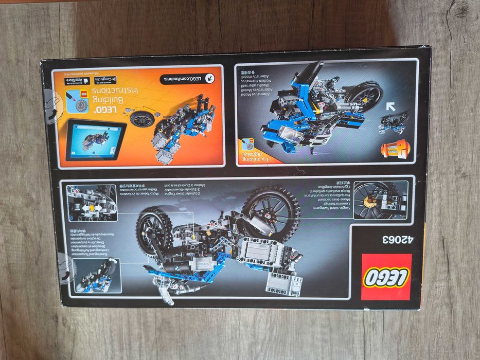 LEGO Technic BMW R 1200 GS Adventure 42063