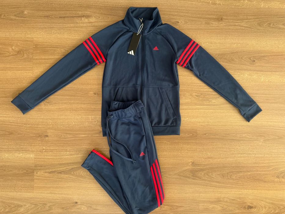 ADIDAS оригинален дамски анцуг/екип