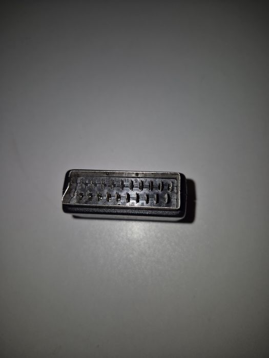 Adaptor original pentru Xbox OG / Xbox 360 de la RCA la S-Video(Scra)t