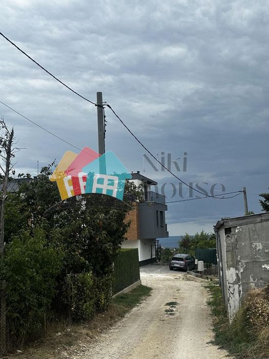 Парцел в Варна-м-т Траката площ 640 цена 135000