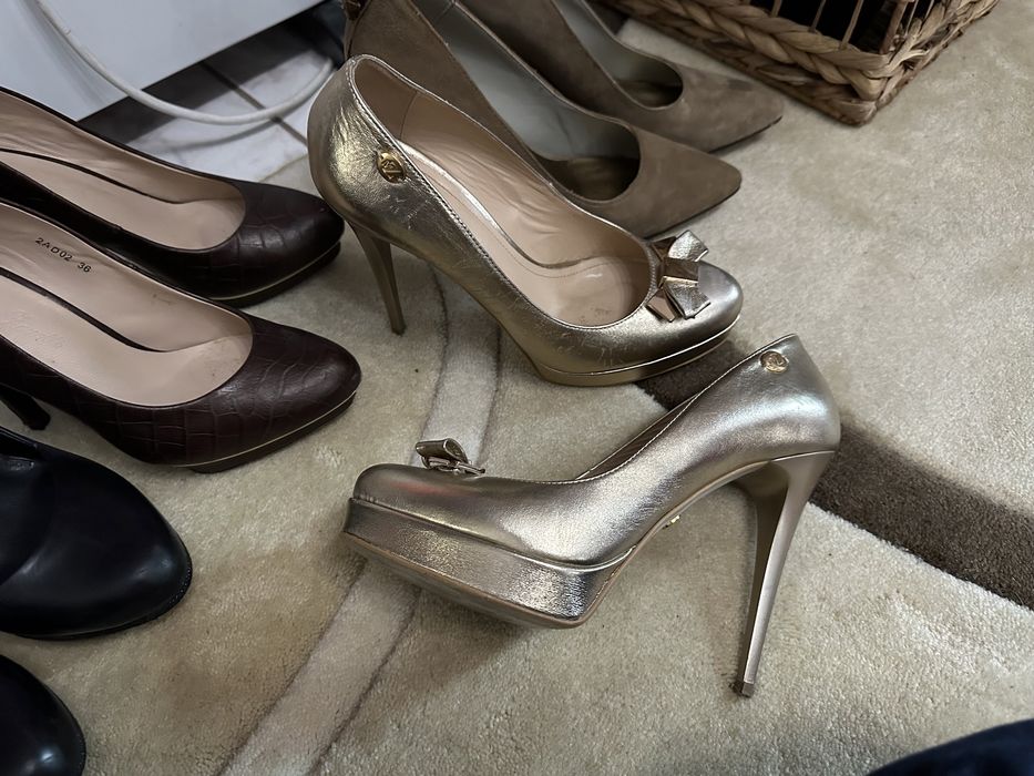 Продавам Обувки с Високо Качество и Стил