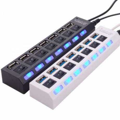 USB разклонител със 4,7 и 10 порта със копчета за изключване