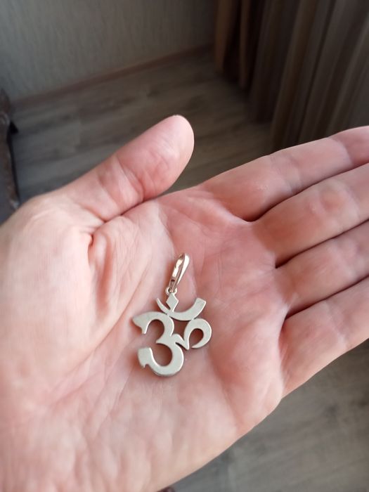Подвеска Кулон знак Ом