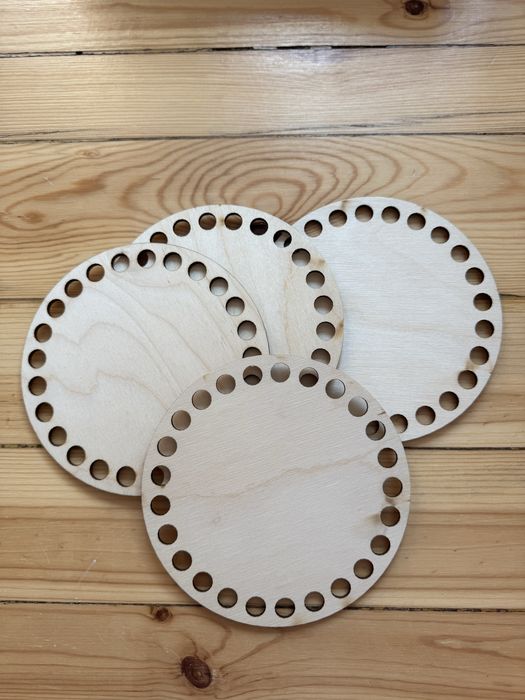 Основа за плетене на панер