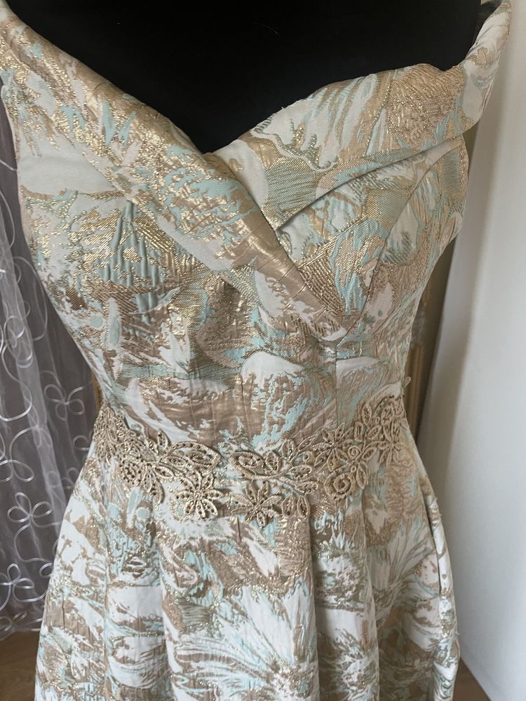 Rochie nunta deosebita