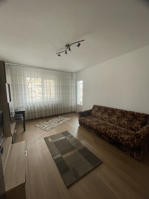 Inchiriez ap 3 cam - 1 Mai (Spitalul 1)