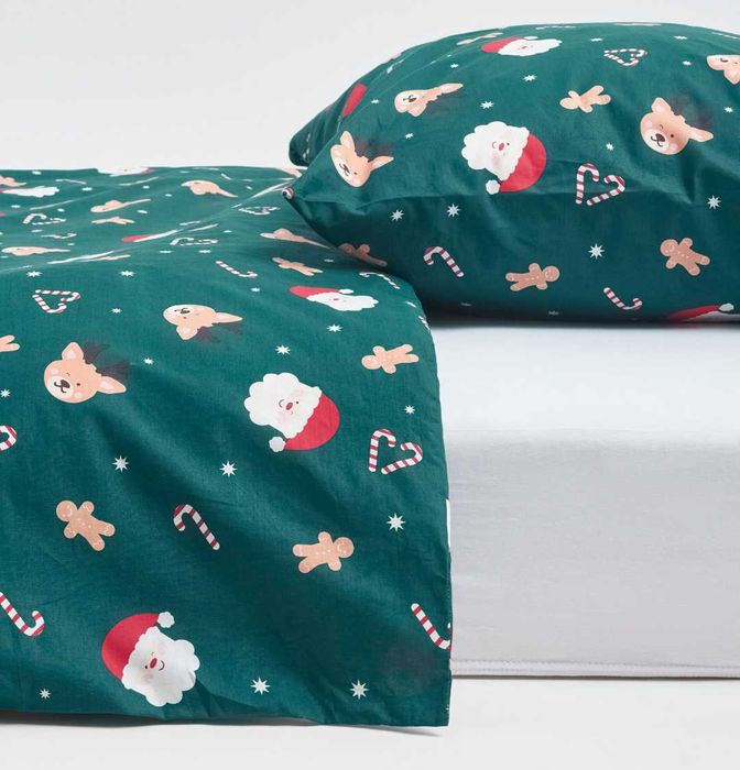 Lenjerie pat - Livrare 5 lei - Noua - de Crăciun