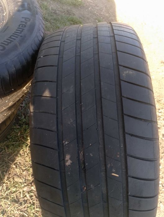 Vand 3 caucucuri 275/55 r17