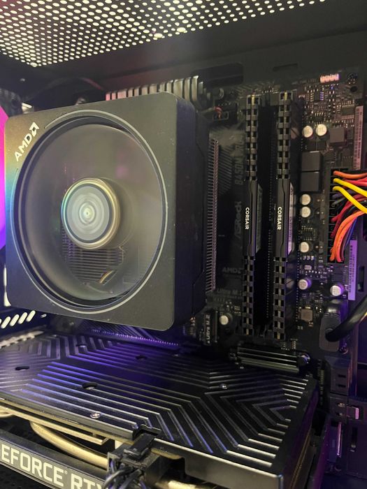 Геймърски компютър AMD Ryzen 7 2700X, RTX 2060 Super, 16GB ram