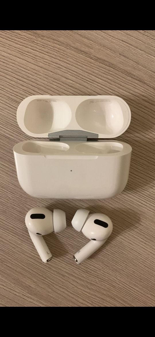 AirPods pro оригинал