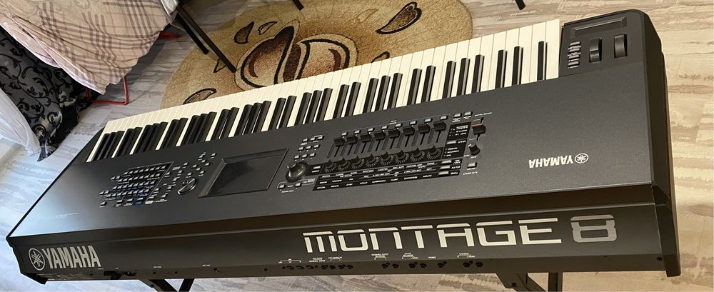 YAMAHA Montage 8