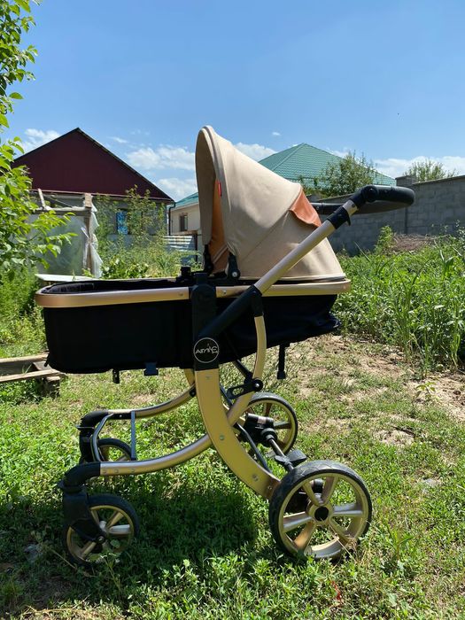 Продам коляску детскую