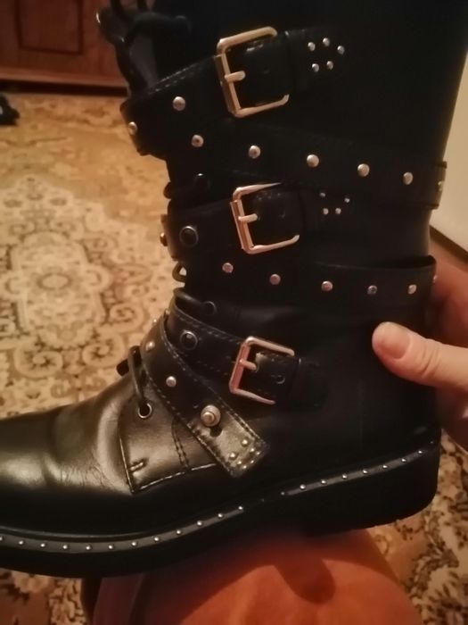 Ghete Rok Marca Brumo Premi mărimea 38 din piele!