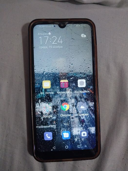 Продам телефон Huawei