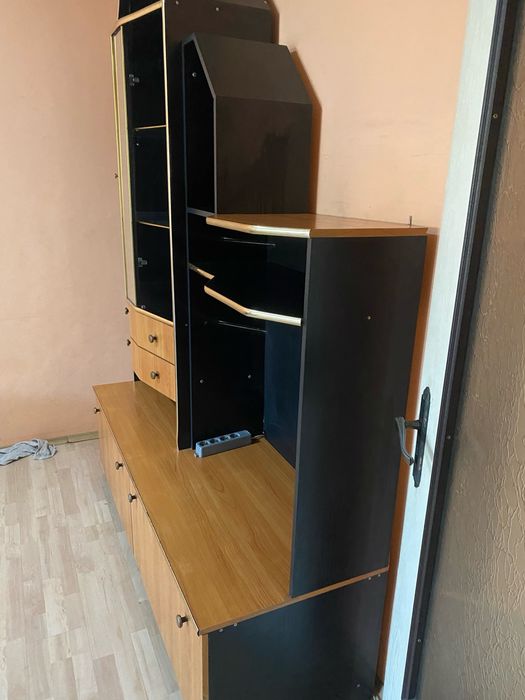 Продавам холна секция