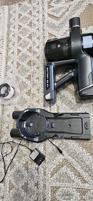 Безкабелна прахосмукачка Levo it Vortex IQ