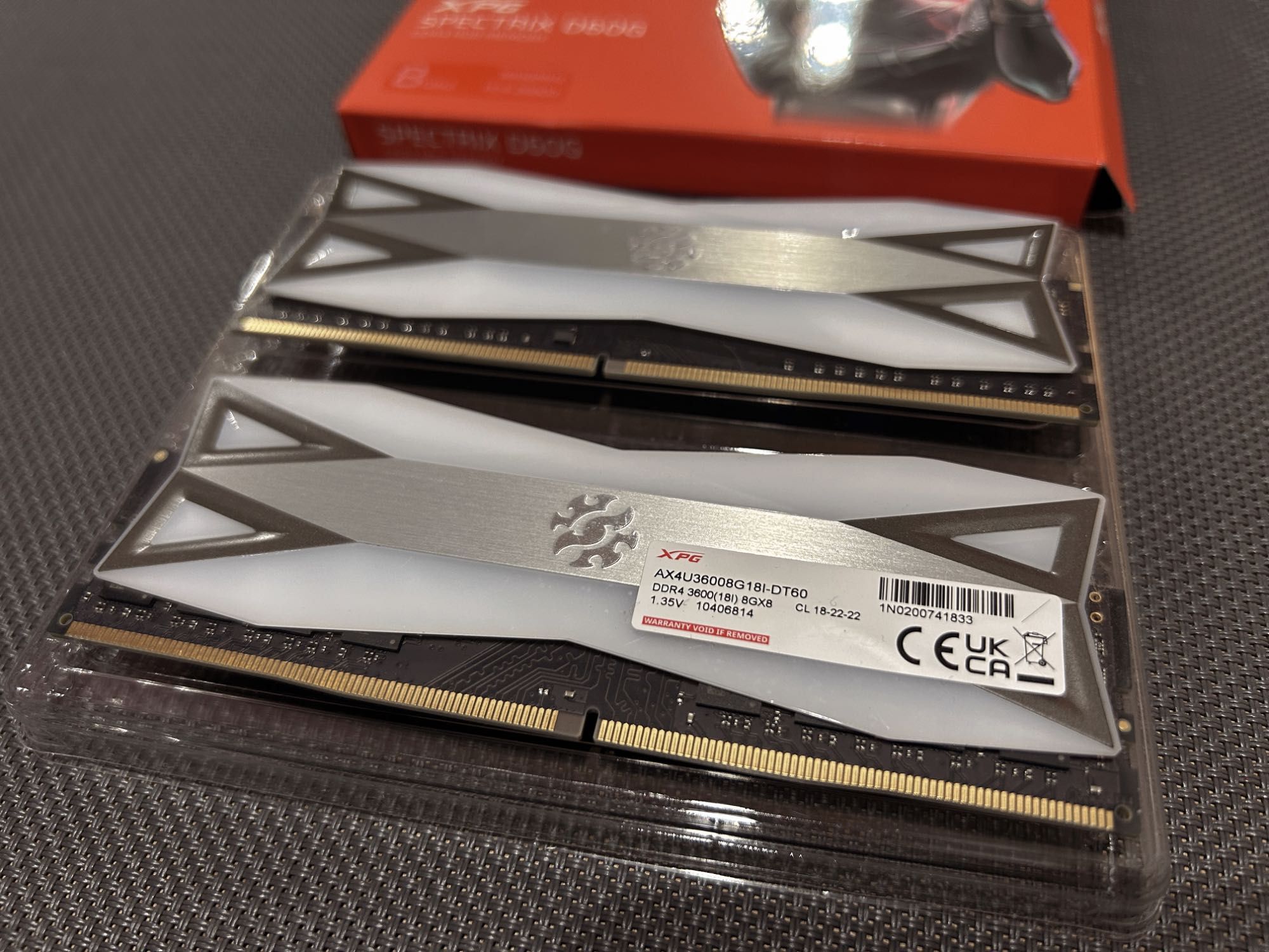 RAM DDR4 2x8gb adata xpg spectrix d60g 3600mhz