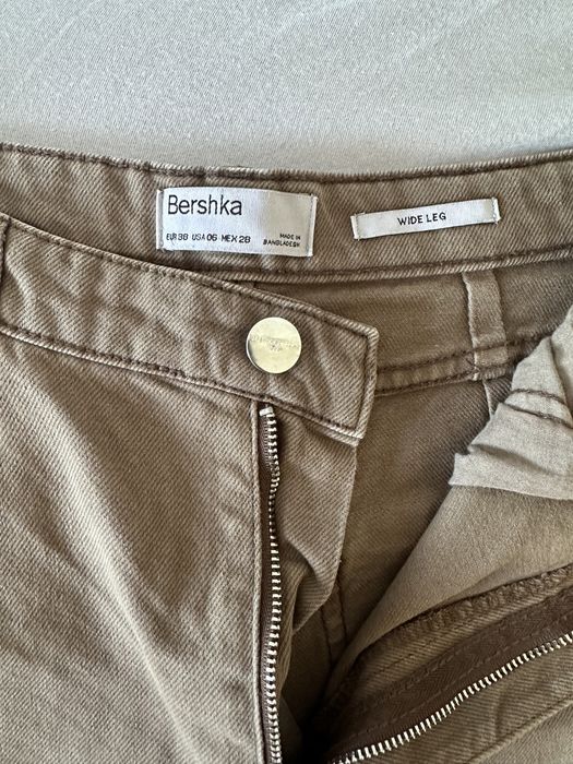 BERSHKA дънки с широки крачоли