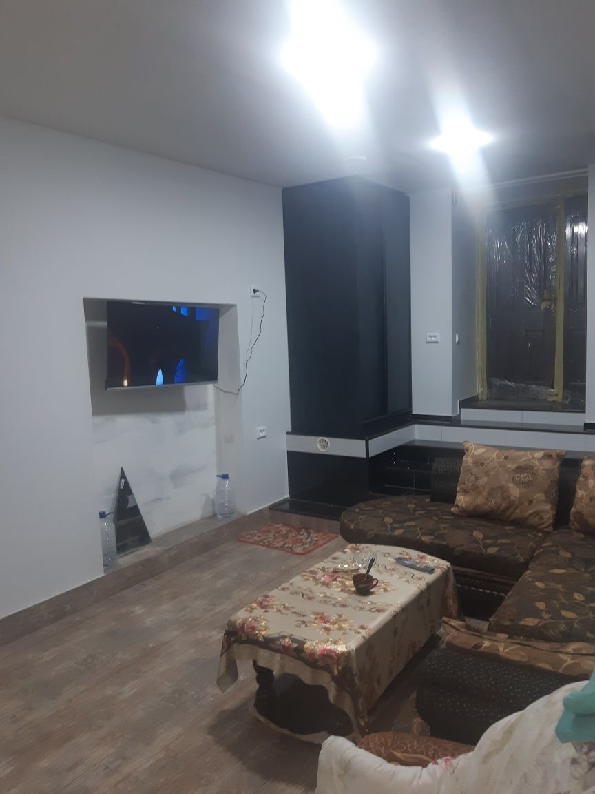 Есть комната на лабзаке возле парка Анхор цена 100$
