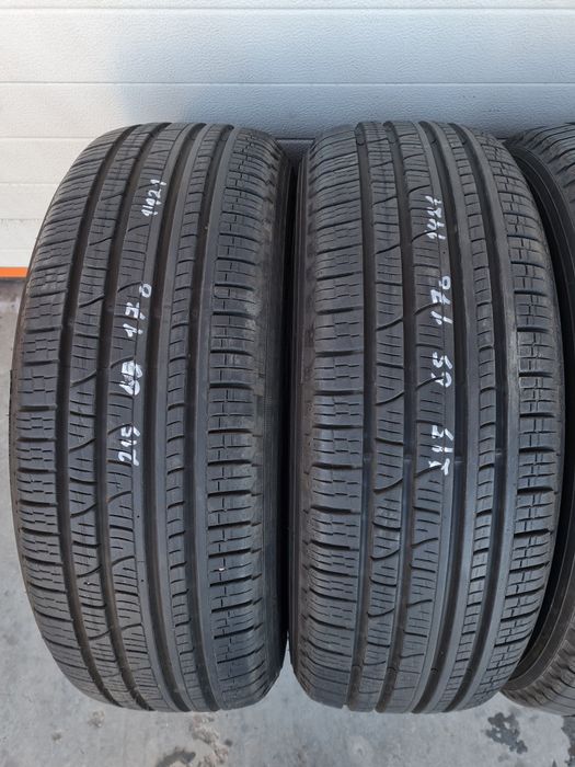 Всесезонни гуми 4 броя PIRELLI Scorpion AllSeason 215 65 R17 дот 1421