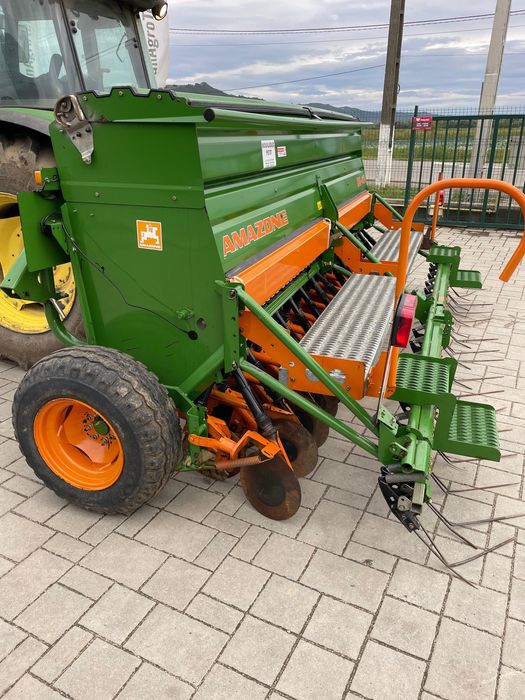 Semanatoare paioase Amazone D9-40