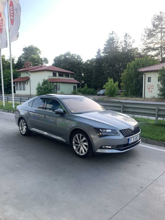 Skoda Superb DSG, piele, trapa, Canton, scaune incalzite, ACC