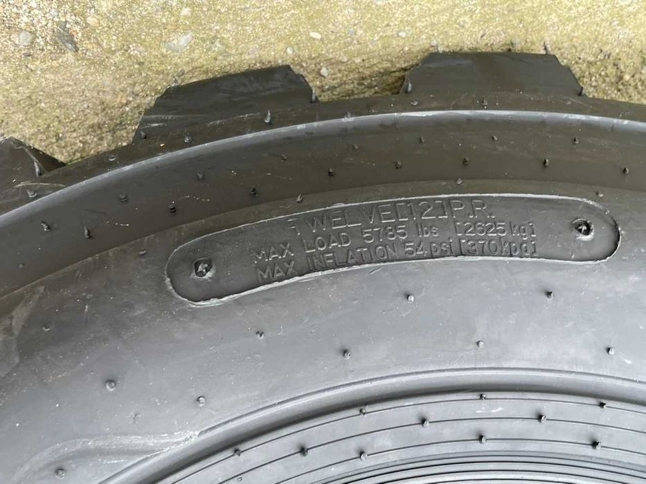 Anvelope noi industriale de buldo fata cu 12PR livrare 12.5/80-18