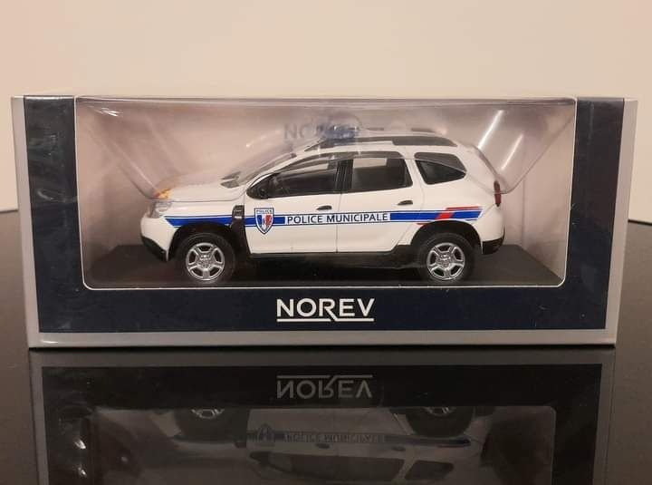 Dacia Duster "Police Municipale" 1:43 Norev