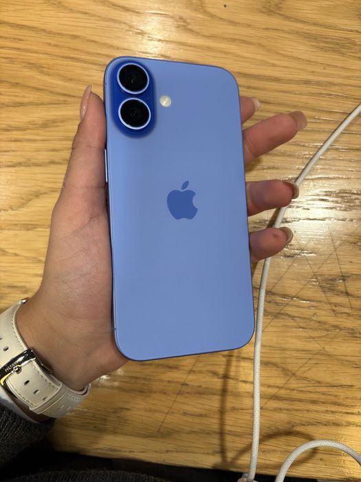 Iphone 16 ultramarine 128GB