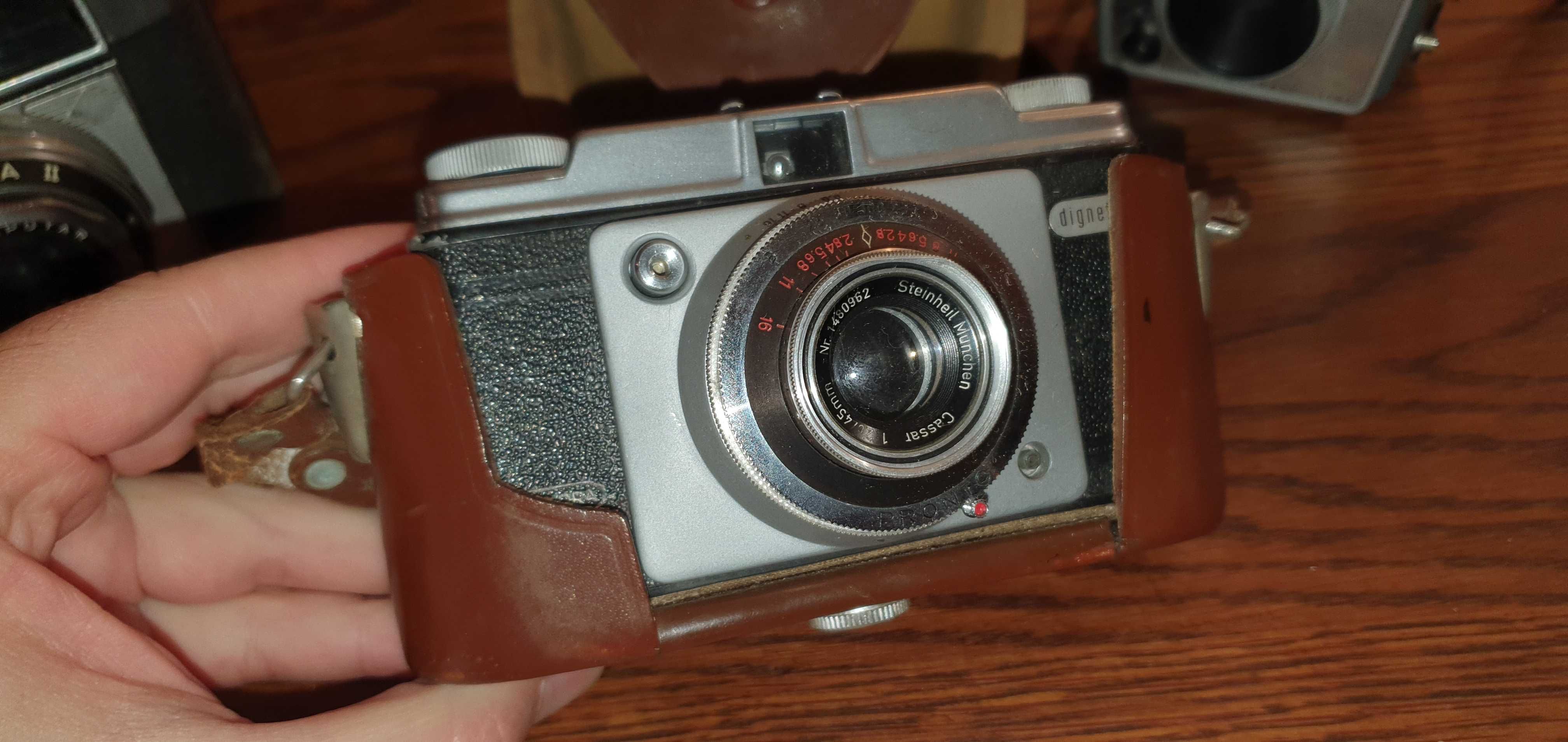 Винтидж ретро фотоапарати лот Agfa, Kodak и др.