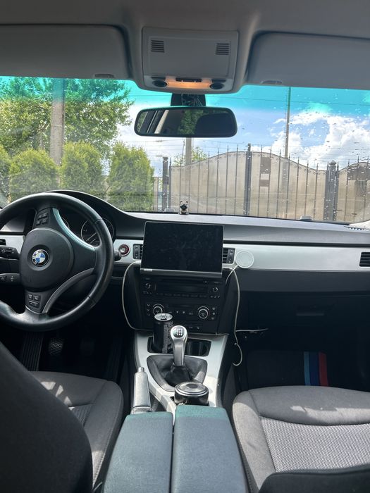 Vând BMW 318 2009