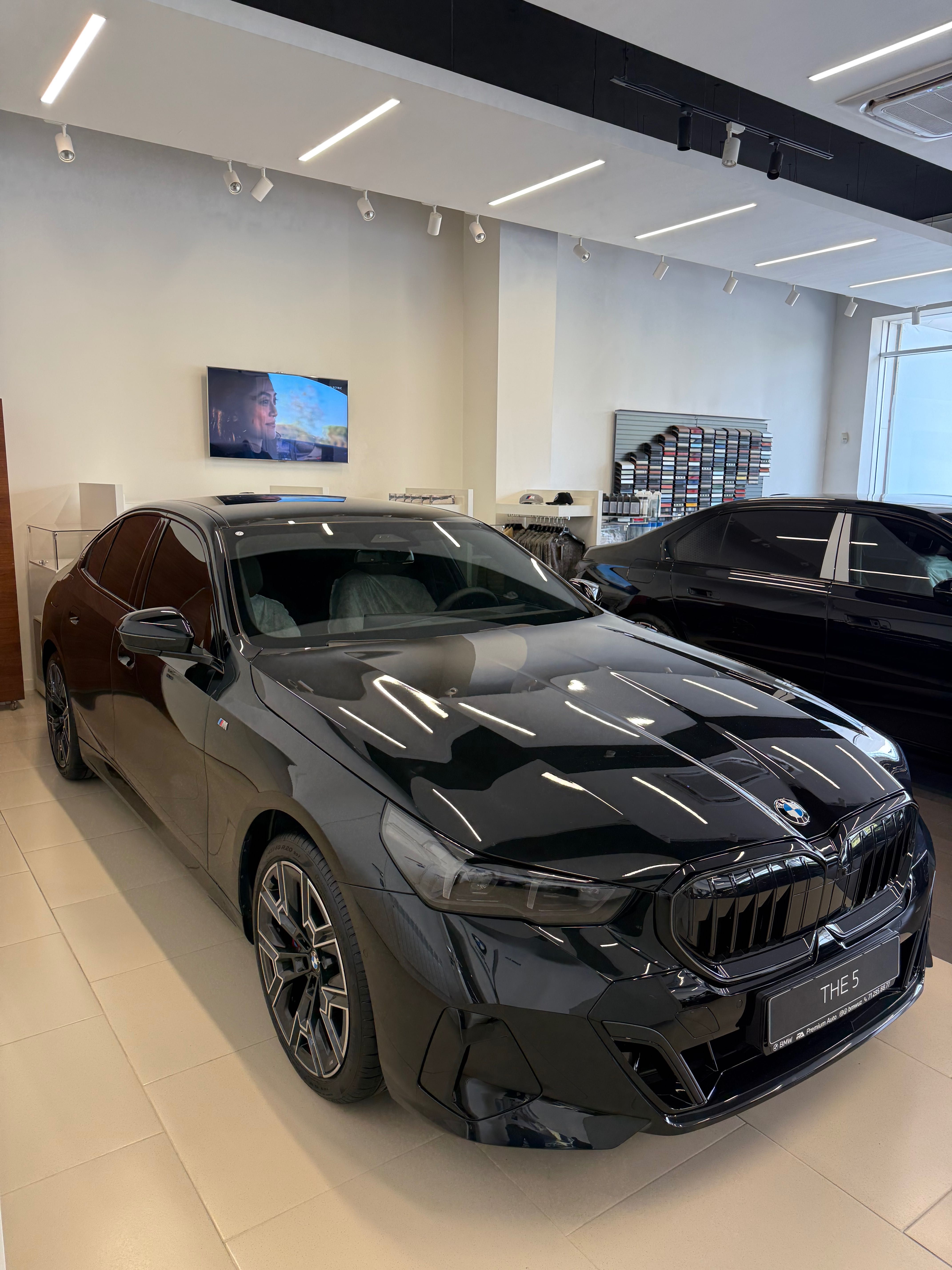 Продам BMW 530i xDrive c официальной гарантией