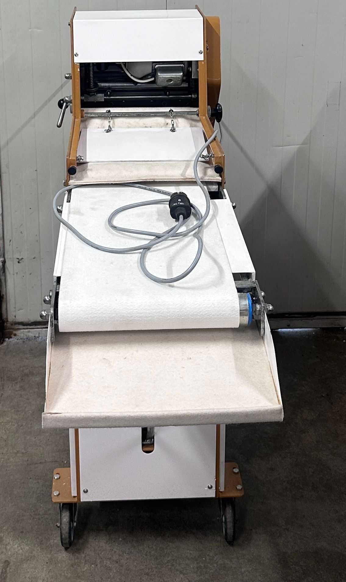 Modelator lung mini baghete