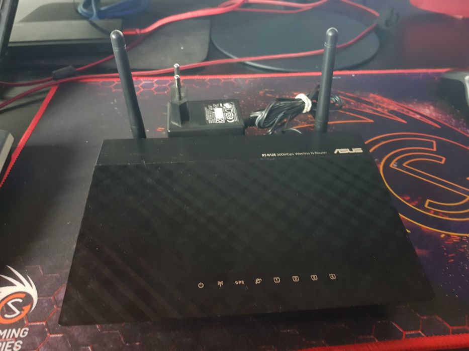 Router wireless ASUS RT-N12E, N300, 2 antene Wi-Fi