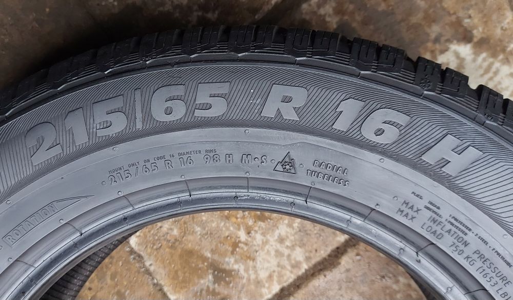 Set 4buc 215/65 R16 98H Semperit Speed-Grip 2 SUV M+S iarnă