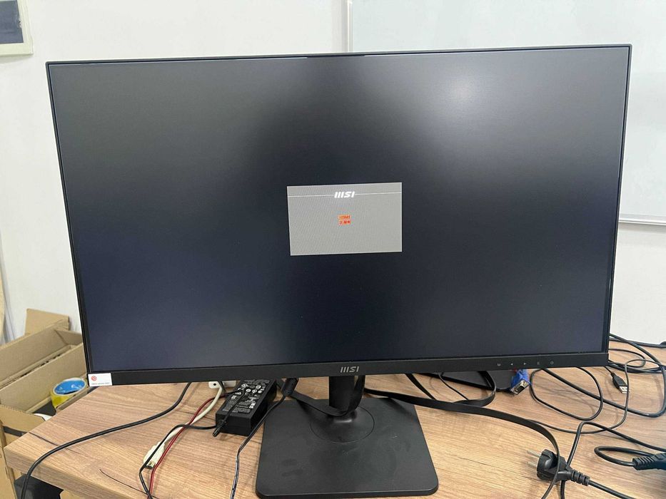 Монитор MSI Modern MD271P (27", IPS, 75Гц)  На запчасти или Под ремонт