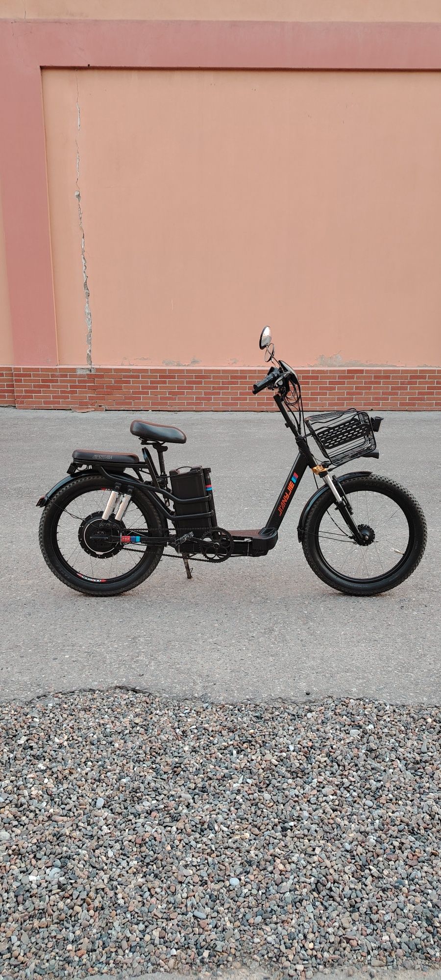 Elektro velosiped 400 vatt 48 volt 20 Ah